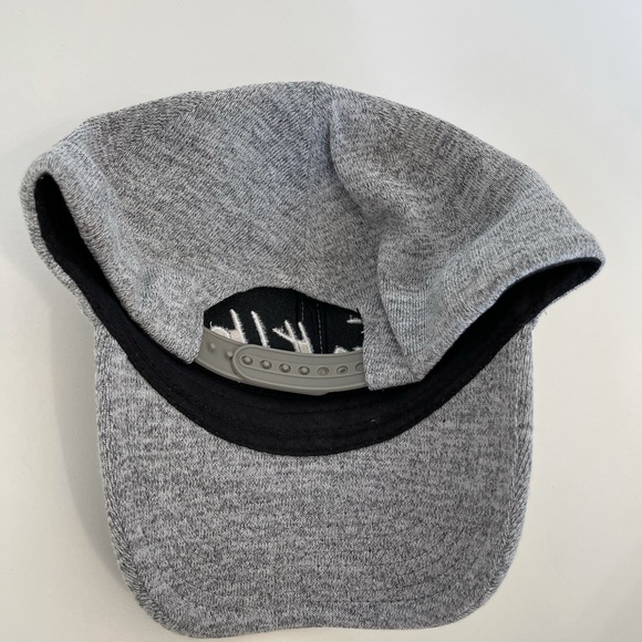 TONE IT UP HEATHER GRAY BASEBALL CAP - Picture 7 of 8